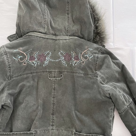 Embroidered Winter Jacket with Removable Fur Trim Hood By Identity Size S/M - Picture 11 of 13